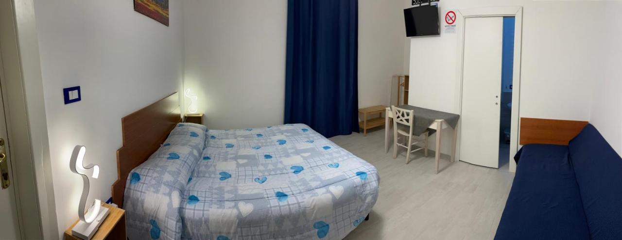 B&B Del Corso - Affittacamere Giulianova Exterior foto