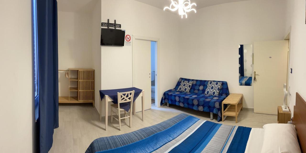 B&B Del Corso - Affittacamere Giulianova Exterior foto
